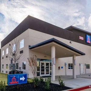 M Exterior