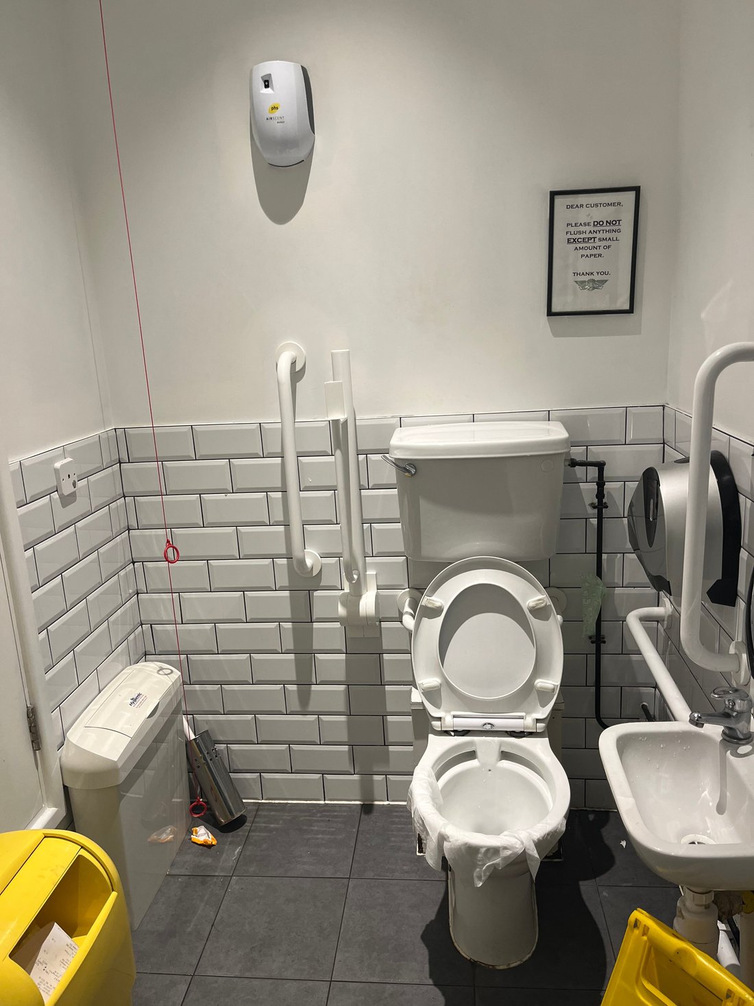 WINGSTOP DALSTON, London Updated 2024 Restaurant Reviews, Photos