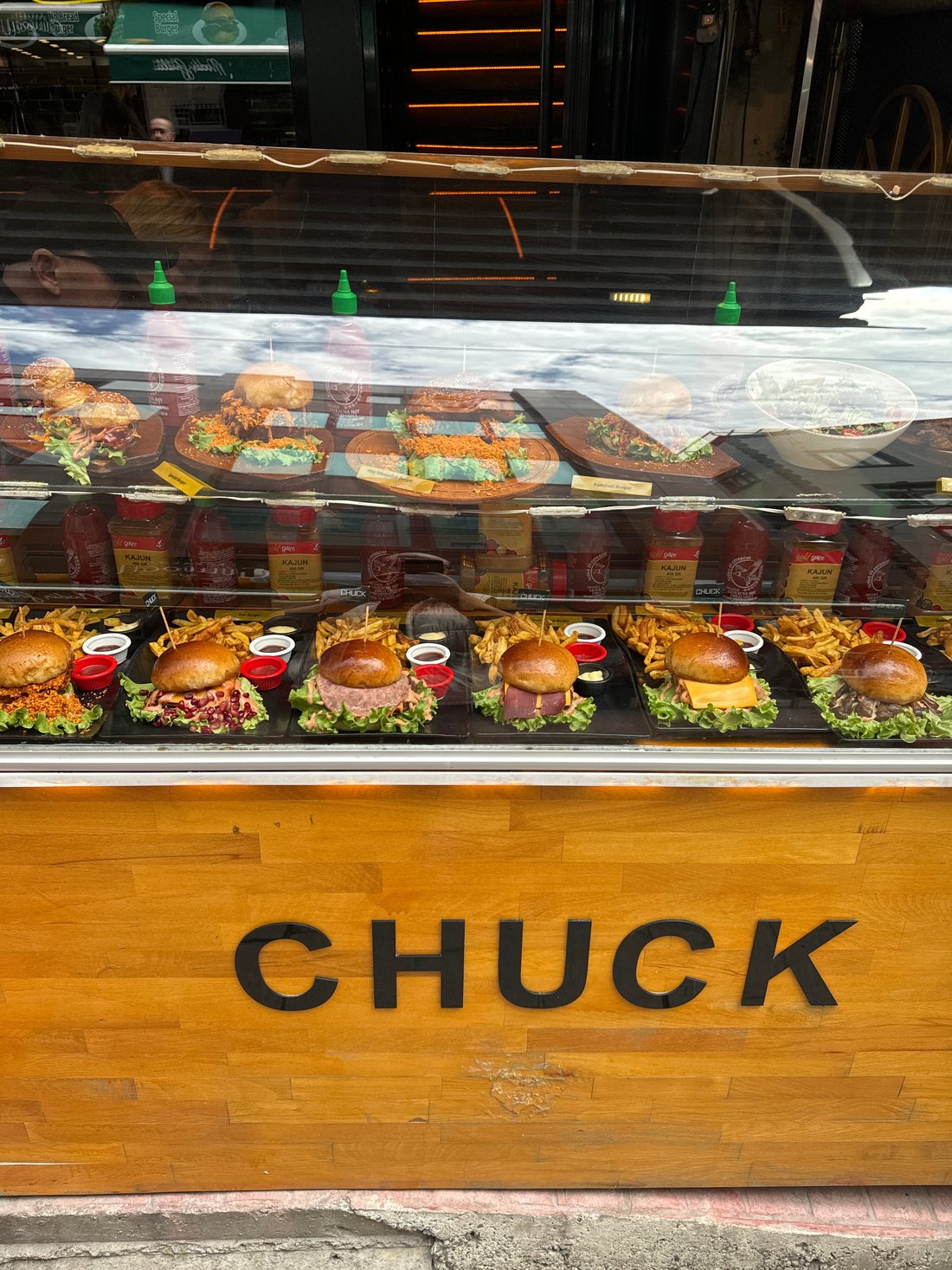 CHUCK BURGER, Istanbul - Restaurant Reviews & Photos - Tripadvisor