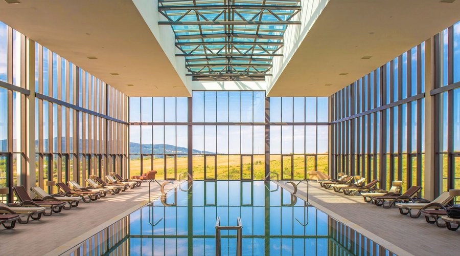 Piscina interior | Indoor pool