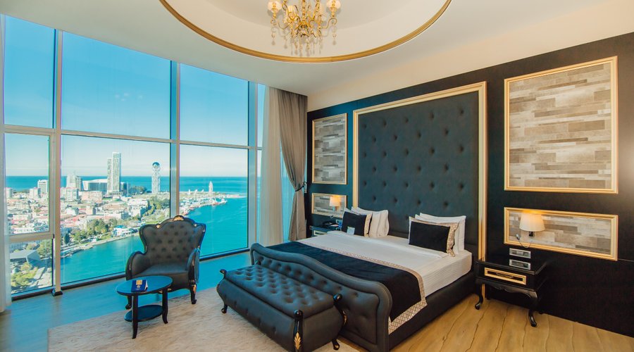 JUNIOR SUIT SEA VIEW. 