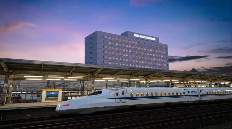 JR Toyohashi Station is located at the shortest 19 minutes by Shinkansen from Nagoya Station. This hotel is directly connected to Toyohashi Station.  This hotel is recommended as a base for sightseeing in the Tokai area, as well as a base for business use.