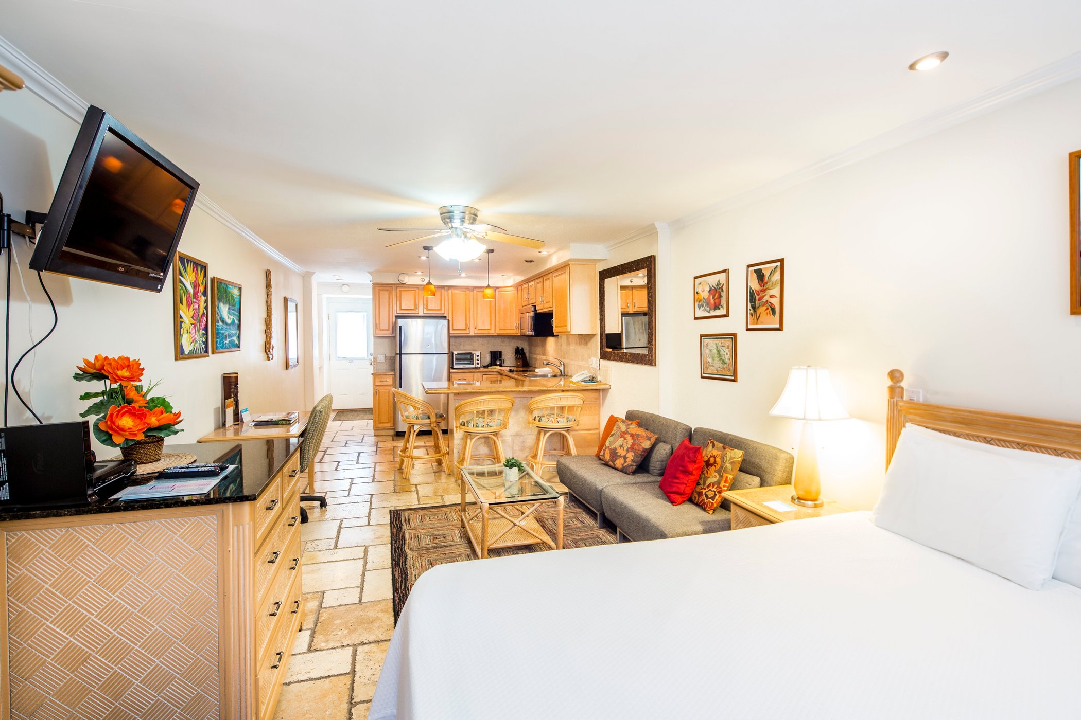 Waikīkī Grand Hotel® by null
