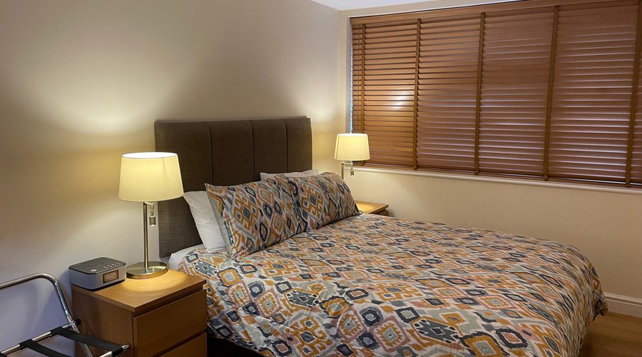 King size bed room