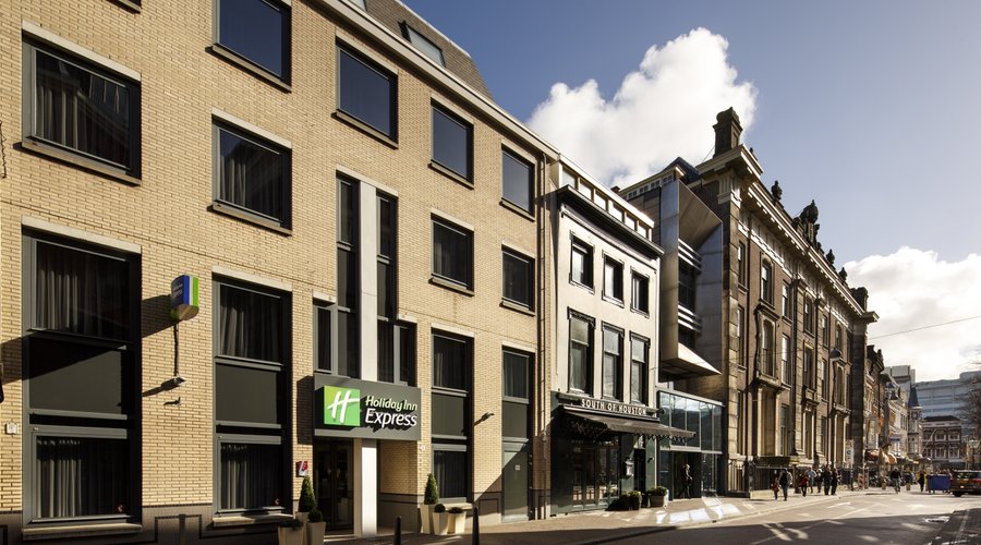 Welcome to the Holiday Inn Express The Hague - Parliament