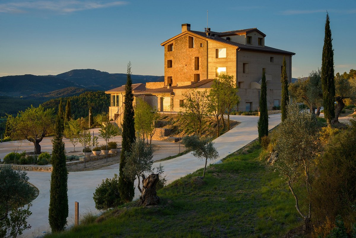 No te pierdas los 5 hoteles galardonados con tres Llaves Michelin en España 4 Merca2.es En un entorno natural ideal