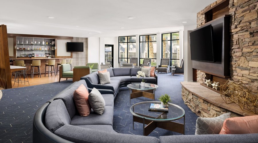 Lobby Seating and Bar area