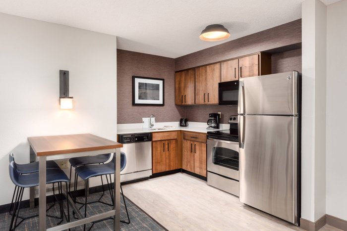 Residence Inn by Marriott Springfield Kitchenettes: Pictures & Reviews ...