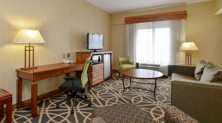 L-suite gives you space after hiking the Mile High Bridge