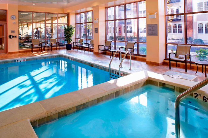 Courtyard by Marriott Reading Wyomissing Pool: Pictures & Reviews ...