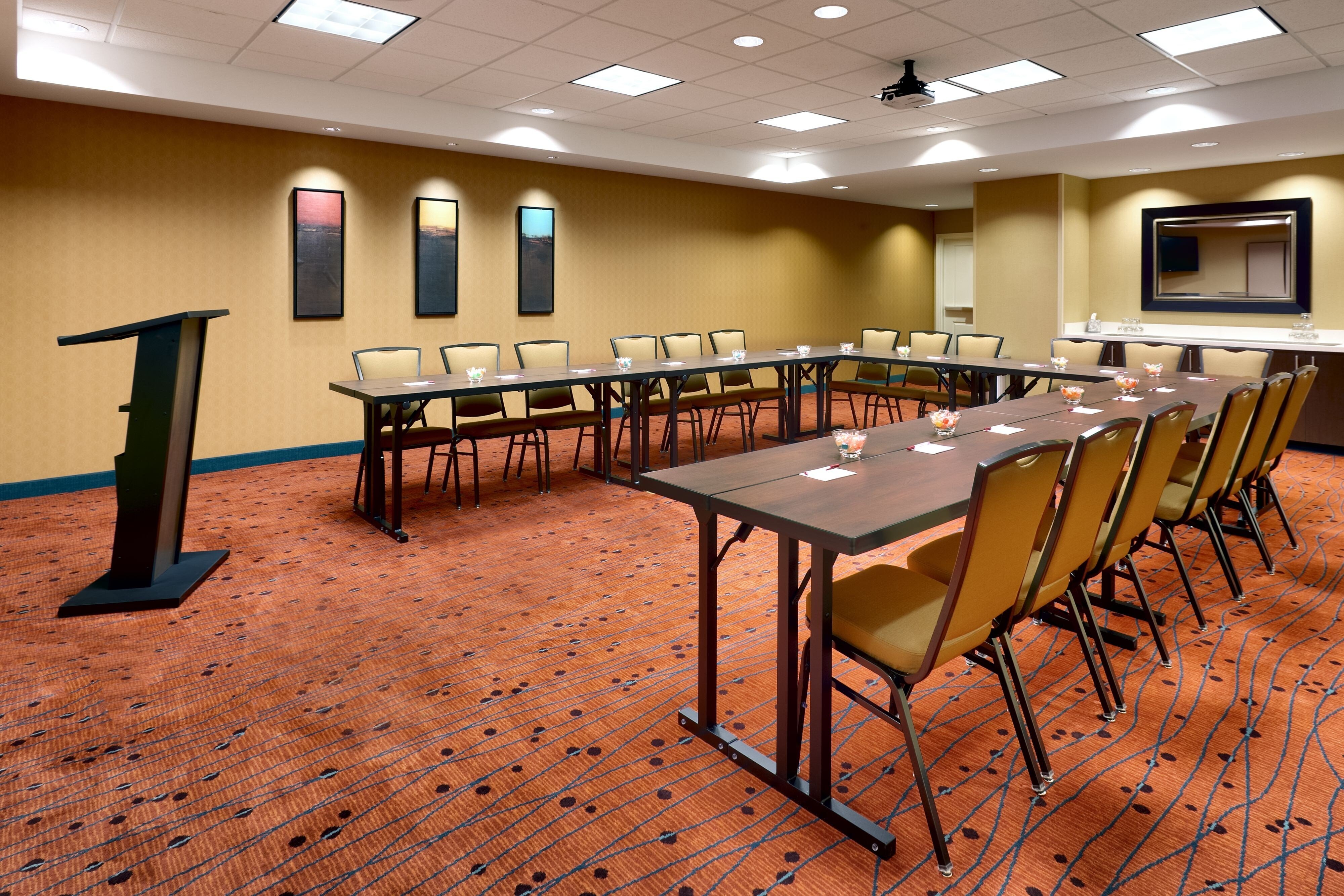 Residence Inn By Marriott Phoenix Gilbert Parking: Pictures & Reviews ...