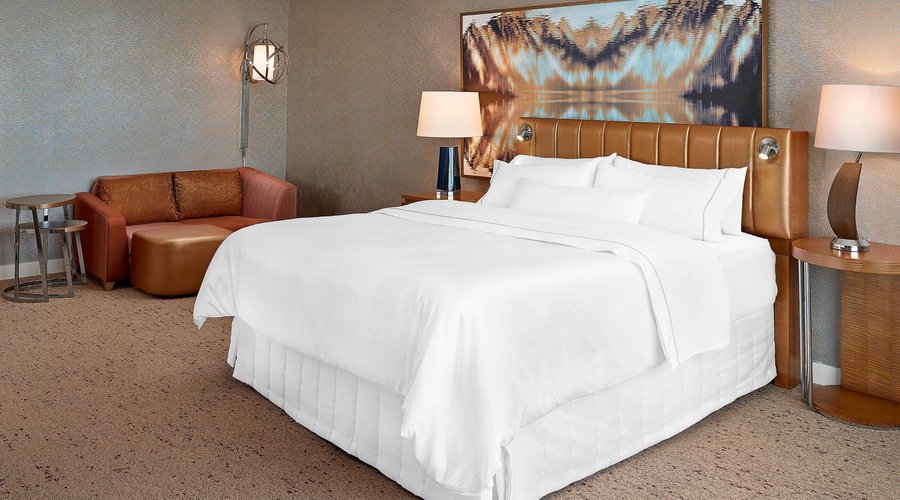 King Deluxe Guest Room