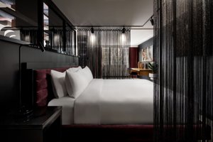 Room & Suite