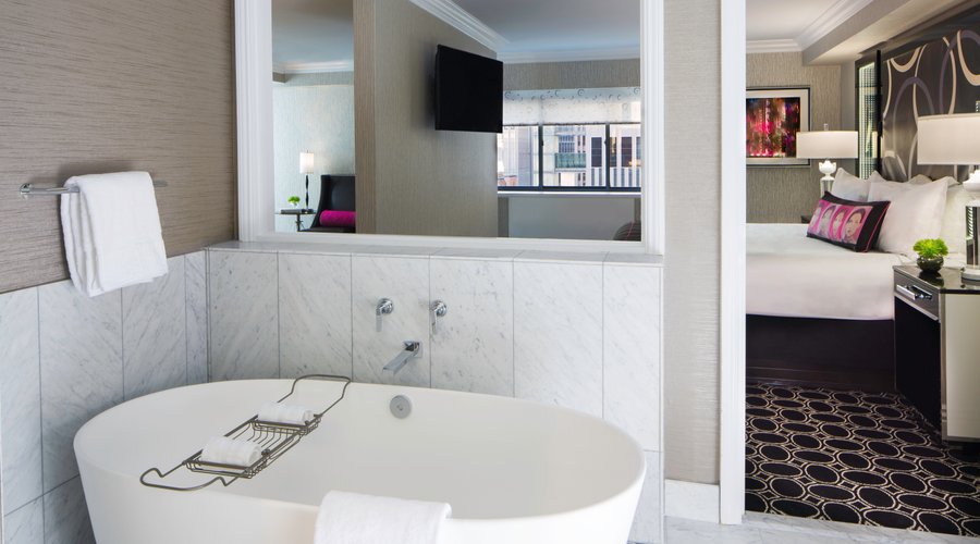 Spa Suite Bath