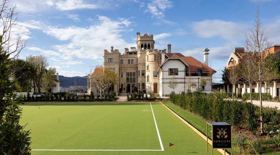 Facade and croquet launch 