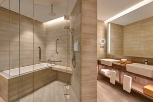 Room & Suite