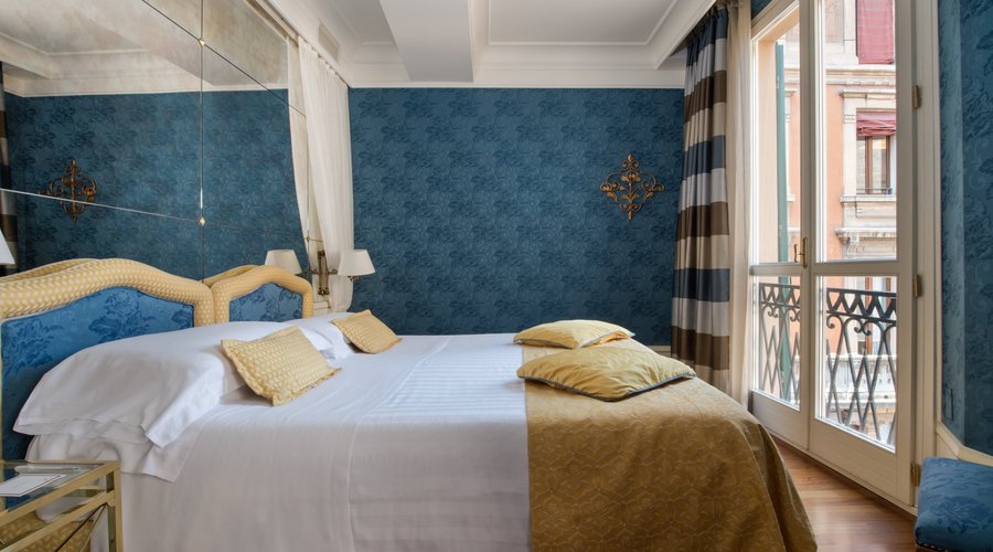 Orologio Suite Piazza Maggiore