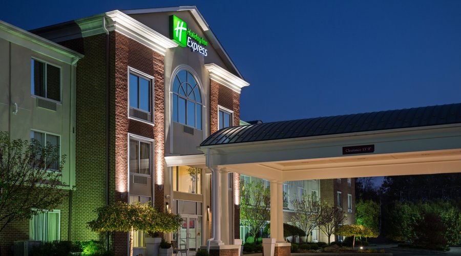 A view of our Hotel Exterior in the evening