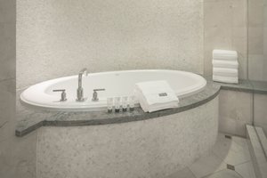 Room & Suite