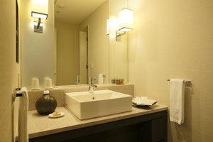 Room & Suite