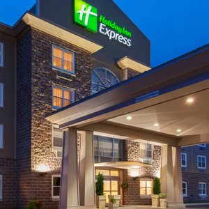 The best hotel choice minutes from Deer Lake Airport YDF.