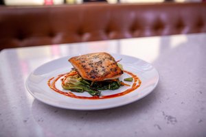 用餐 