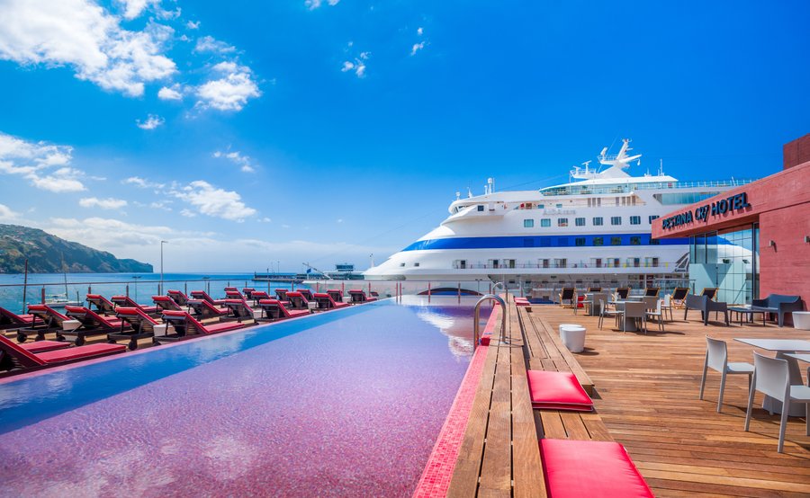 Pestana CR Funchal Pool