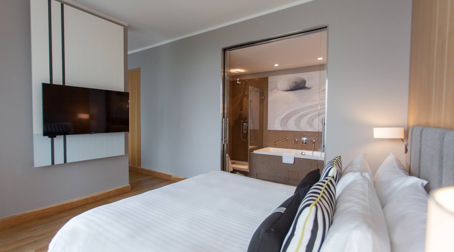 Family Superior Guest Room - Bedroom