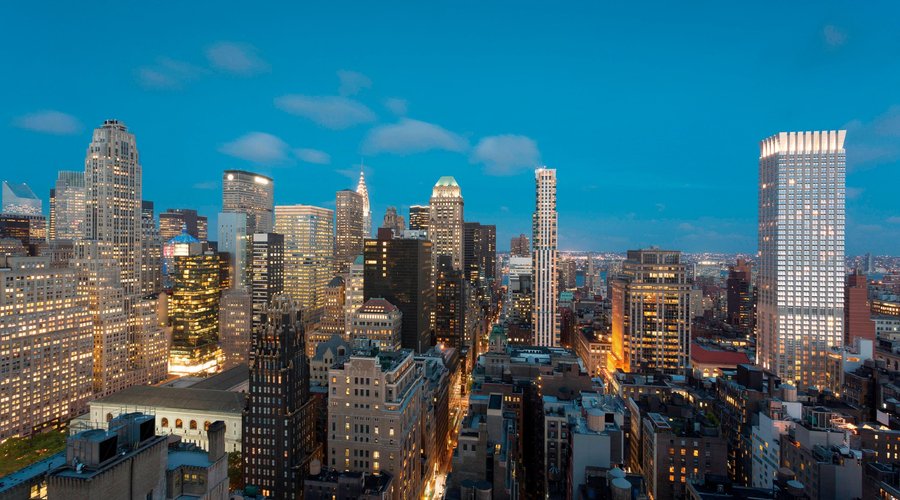 Midtown Manhattan Skyline View