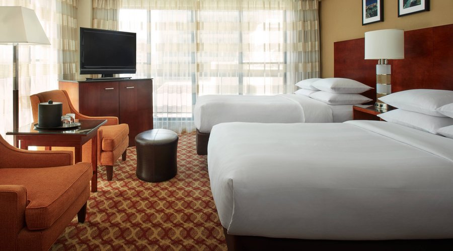 Double/Double Executive Corner Guest Room