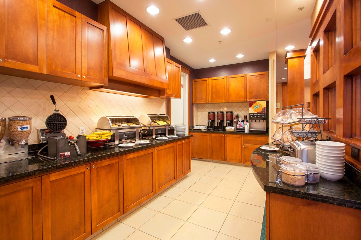 Residence Inn Phoenix Goodyear Breakfast: Pictures & Reviews - Tripadvisor