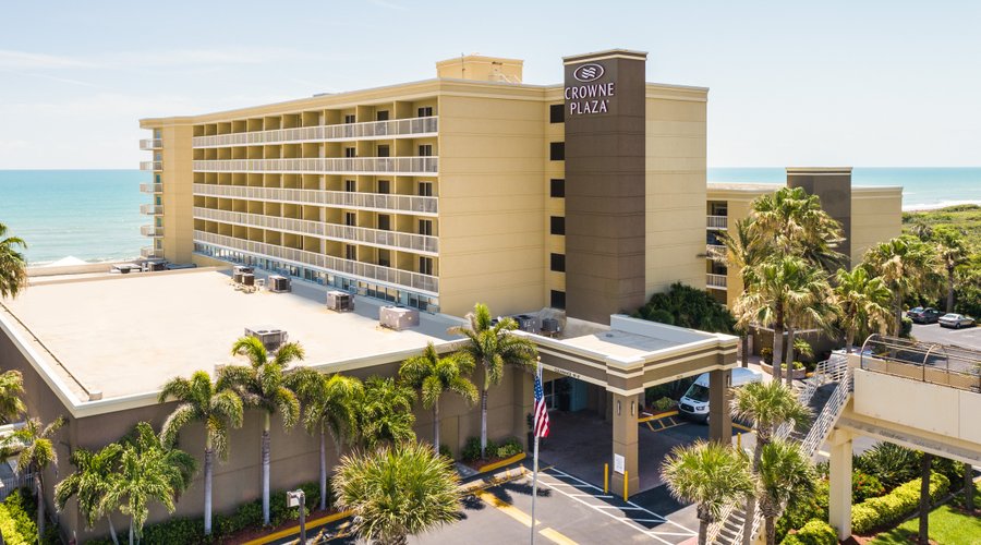 Best hotel to stay few minutes away from local attractions.