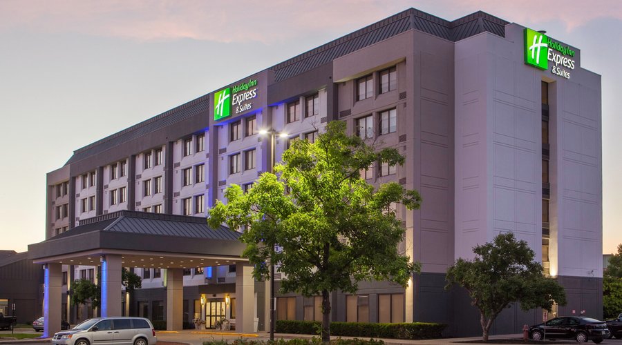 Holiday Inn Express & Suites Mississauga Toronto Southwest