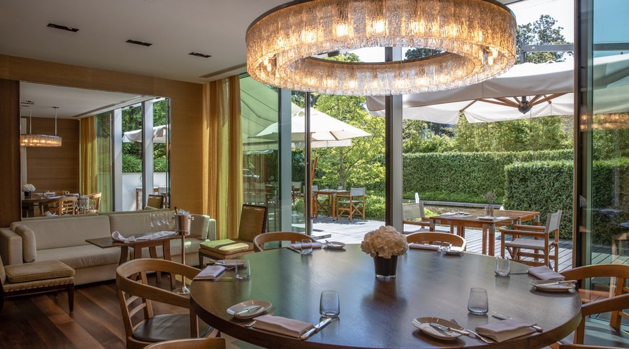 Restaurant Woods