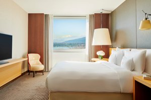 Room & Suite