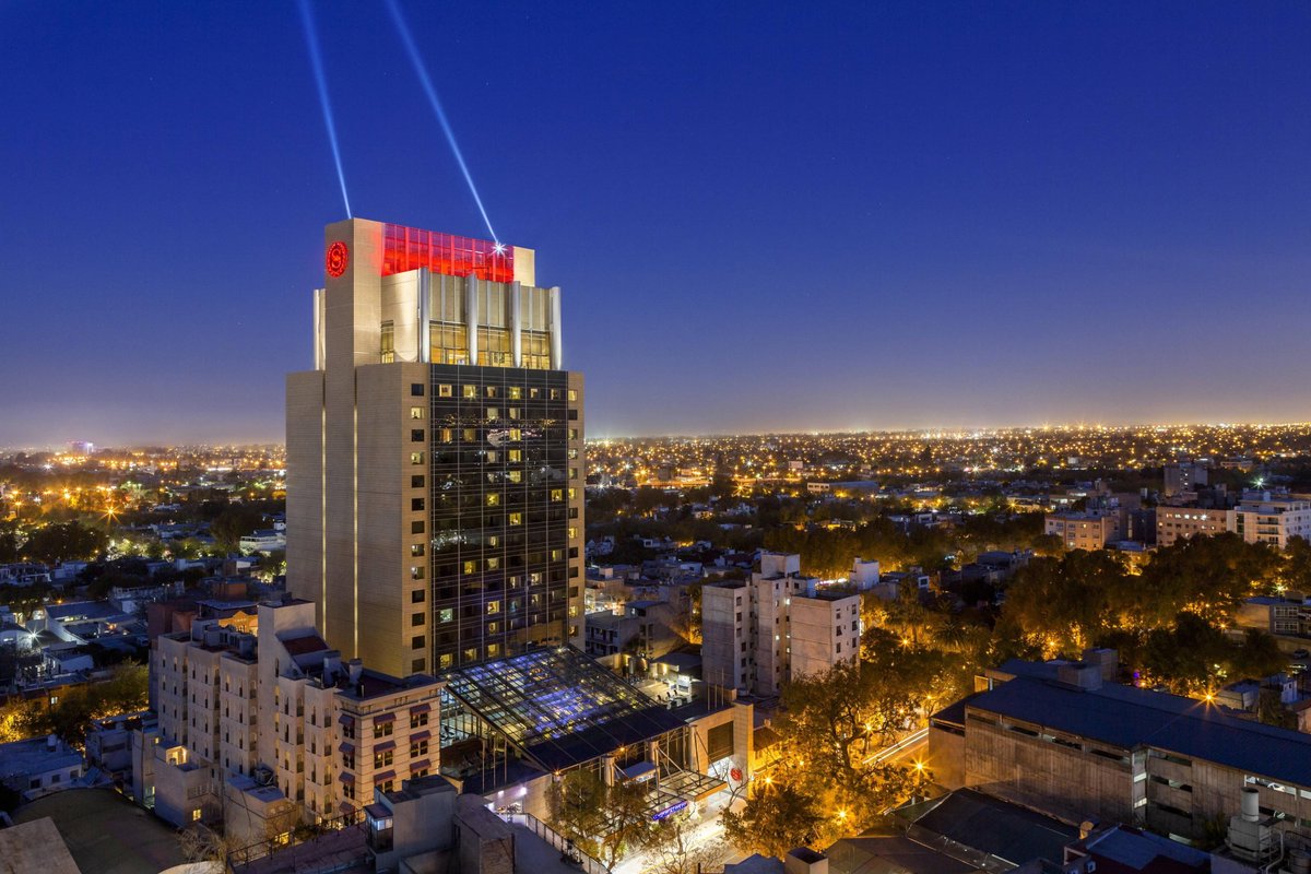 La ubicacion es mala pegado a la zona de prostitutas y bastante inseguro -  Comentarios del hotel Mod Hotels Mendoza, Mendoza, Argentina - Tripadvisor