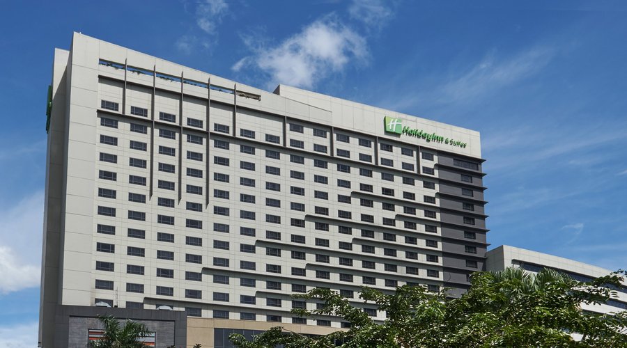 A Makati hotel that puts you in the heart of Ayala Center