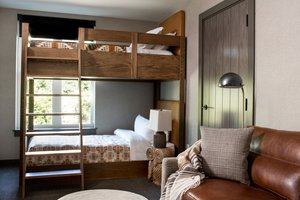 Room & Suite