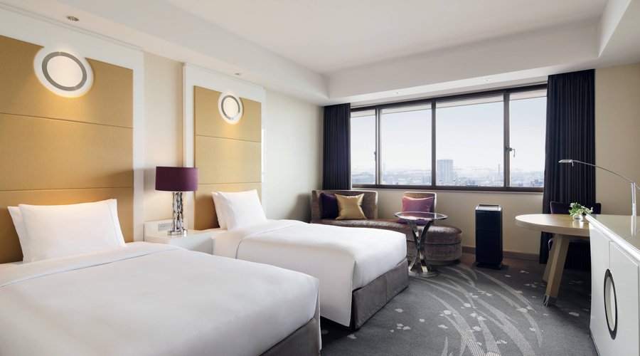 Twin/Twin Pure Wellness Guest Room