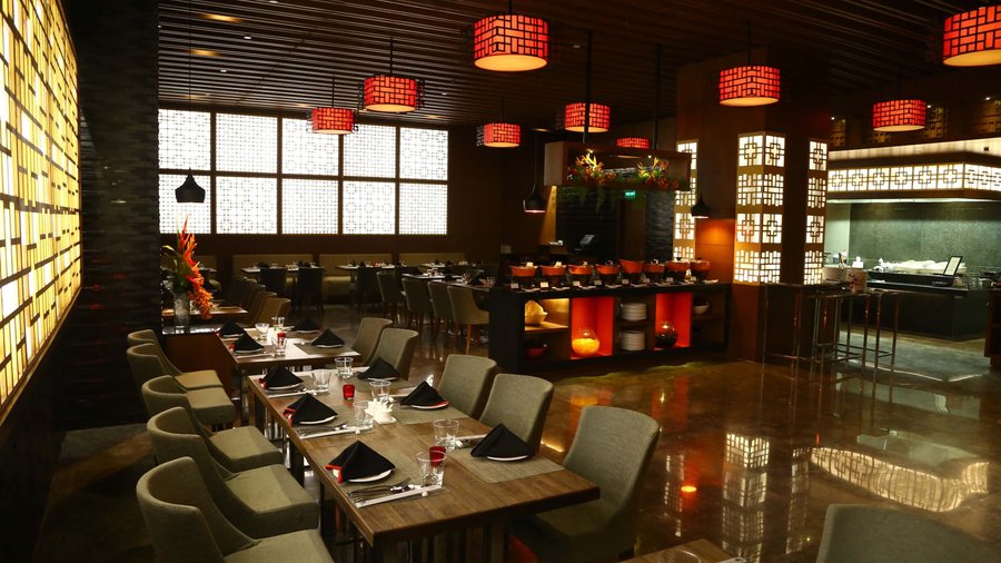 Bar and Lounge
