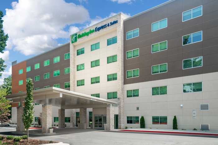 HOLIDAY INN EXPRESS & SUITES ATLANTA AIRPORT NE - HAPEVILLE, AN IHG ...