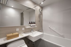 Room & Suite