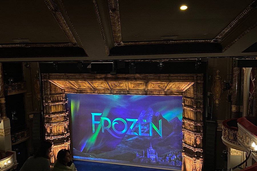 frozen musical tour uk 2022