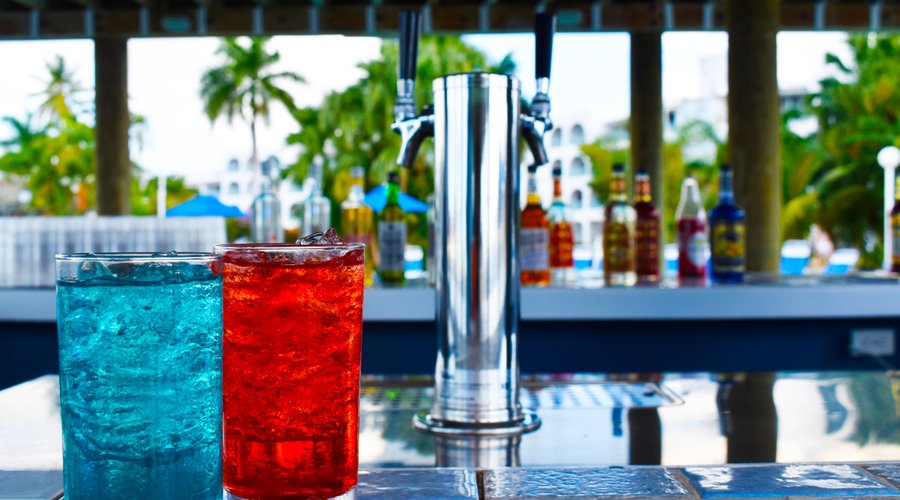 Poolbar