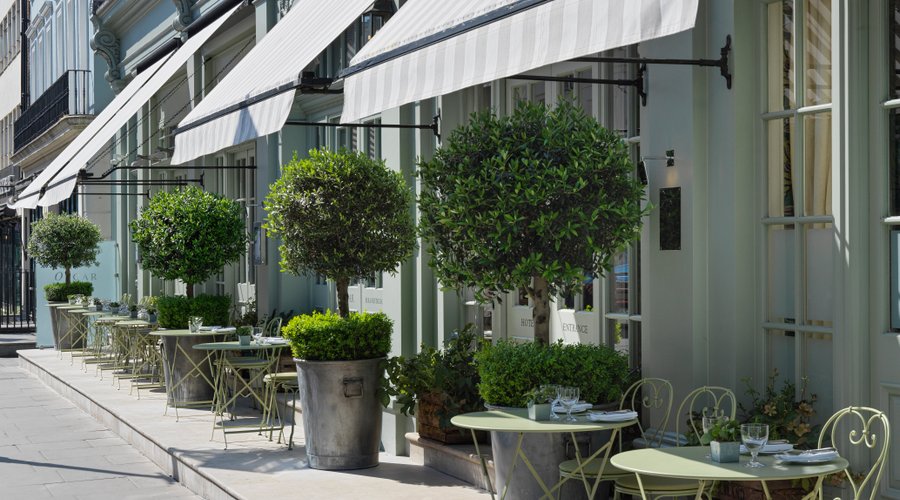 Osccar Outdoor Dining