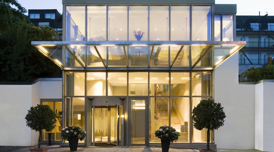 Hotel Entrance Engimatt