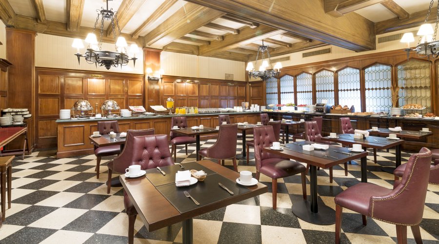 Claridge Hotel