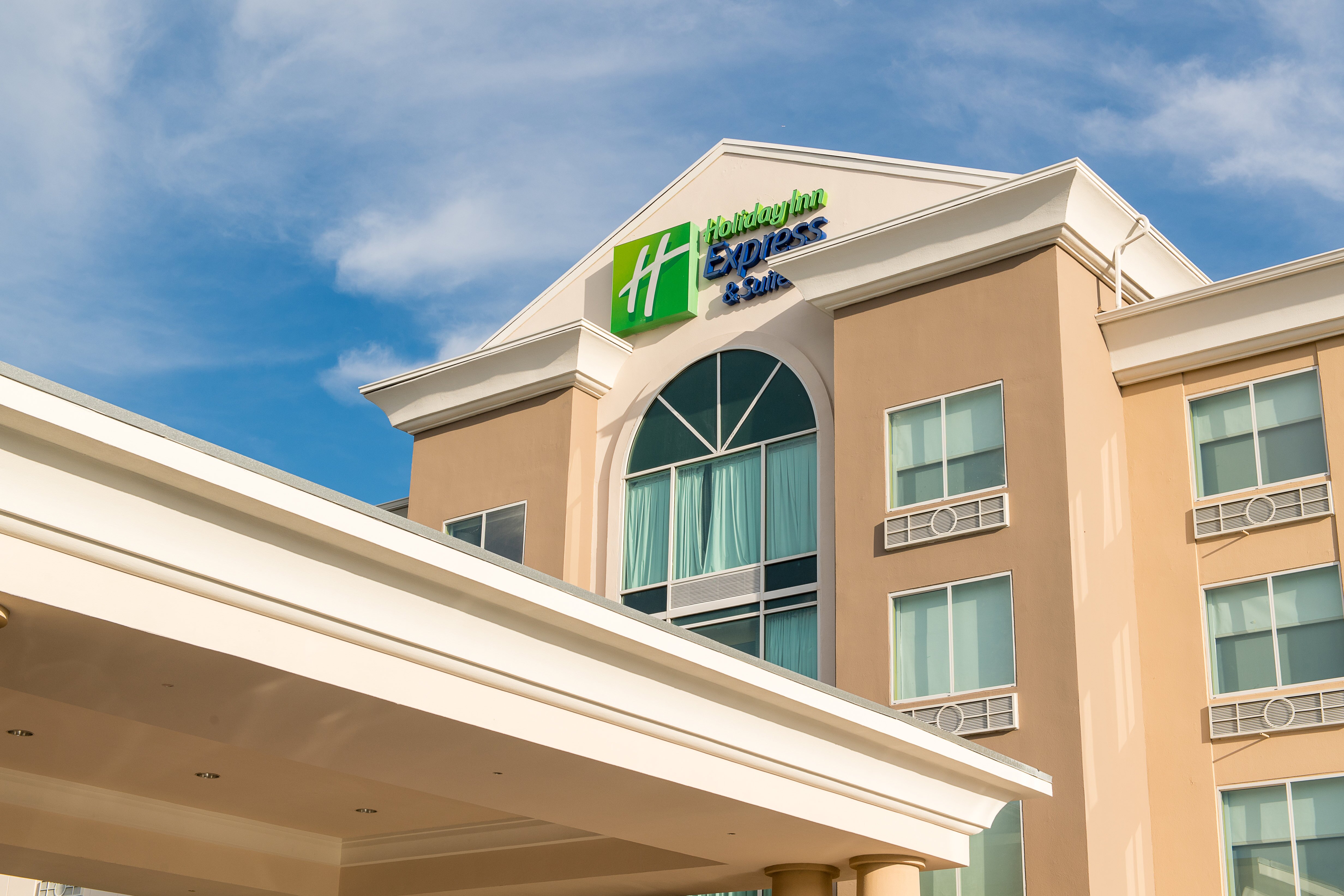 Holiday Inn Express Suites Columbia I 26 Harbison Blvd an IHG hotel UPDATED 2024 Prices Reviews Photos