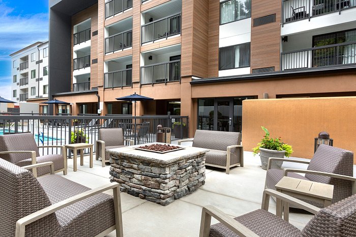 COURTYARD BY MARRIOTT WINSTON-SALEM HANES MALL - Updated 2024 Prices ...