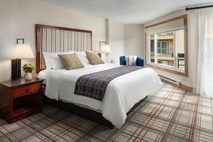 Room & Suite